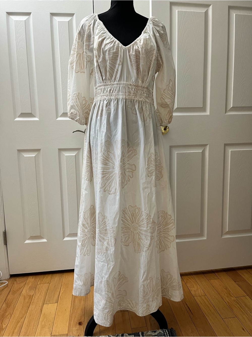 Marie Oliver Cotton Maxi Dress – Ivory & Sand Floral | Size M